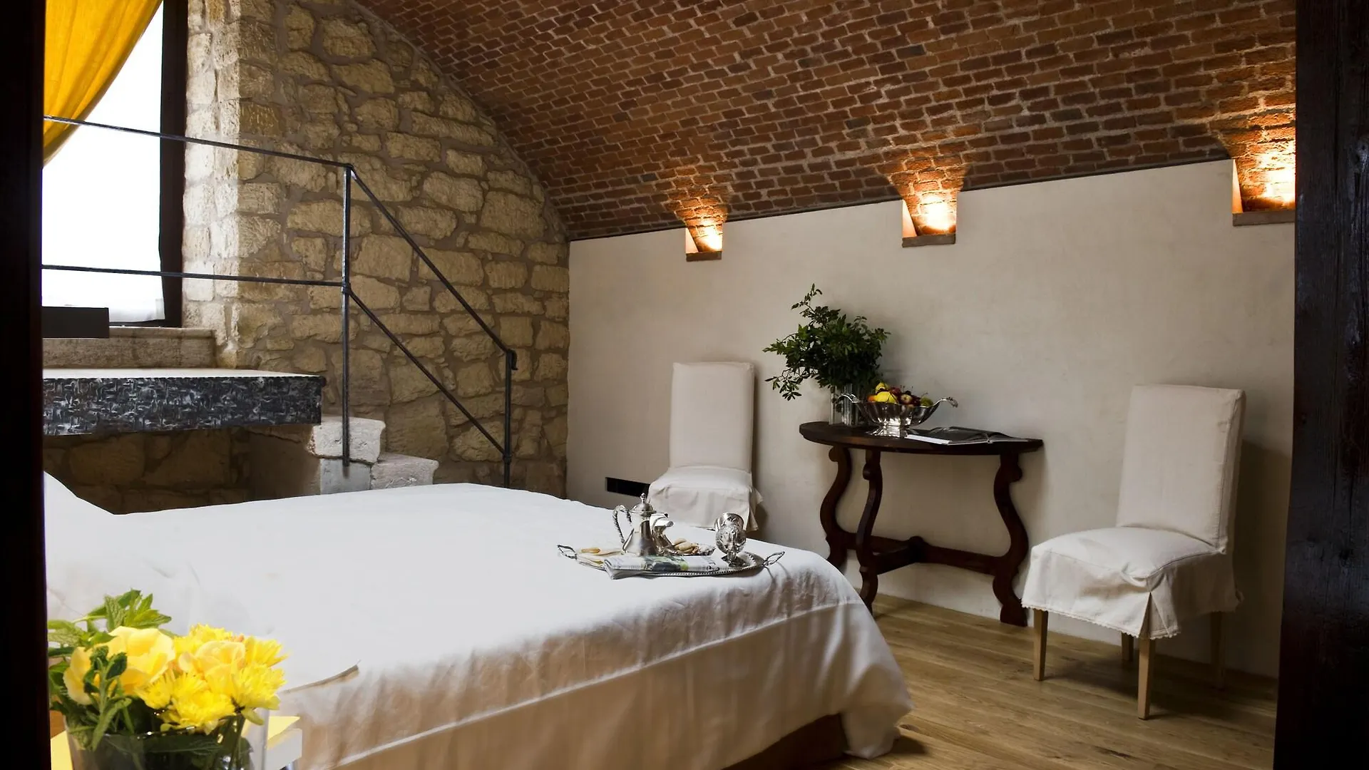 Delser Verona Manor House 0*,