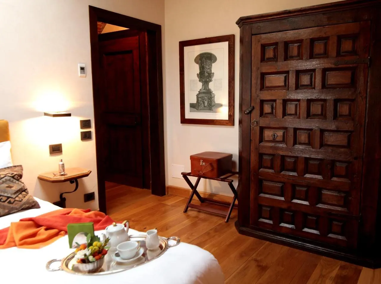 Delser Verona Manor House